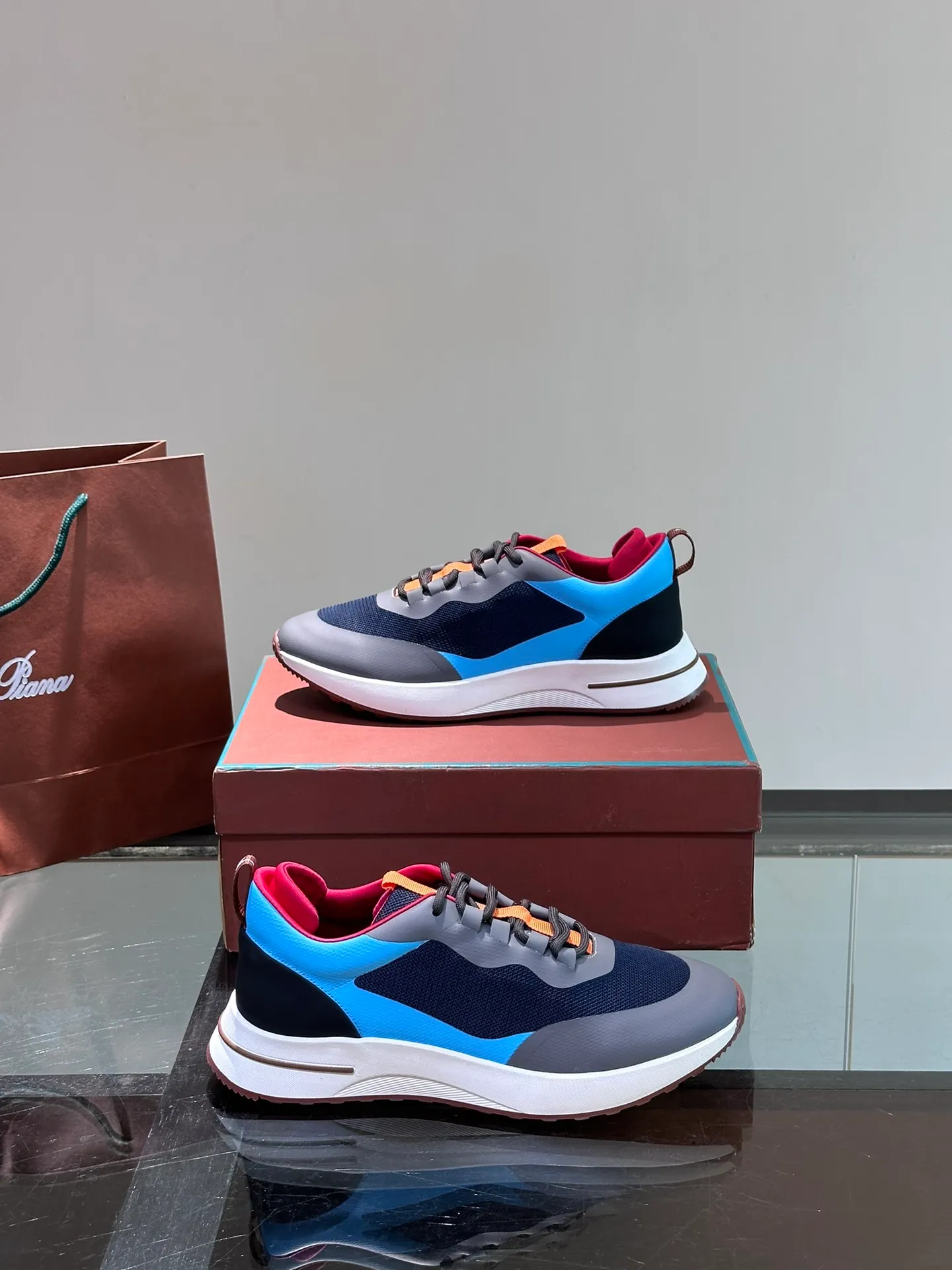 Men's Men's Shoes 💰p560 "Loro Men's Shoes 💰piana" niche Loro classic jogging shoes, men's lace-up casual shoes and sneakers, high-quality lightweight and comfortable fabrics, suitable for outdoor leisure, the color scheme is young and energetic, and it looks great with sportswear or casual suits! Size: 39-45 (46 customized)